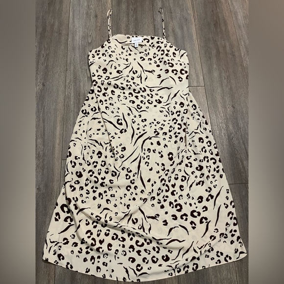 Leopard Slip Dress - Picture 3 of 8